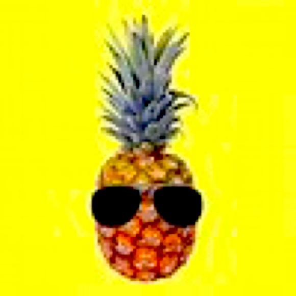 Meet your Posher, Erin - Picture 1 of 1